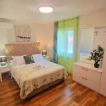 Apartments Ante